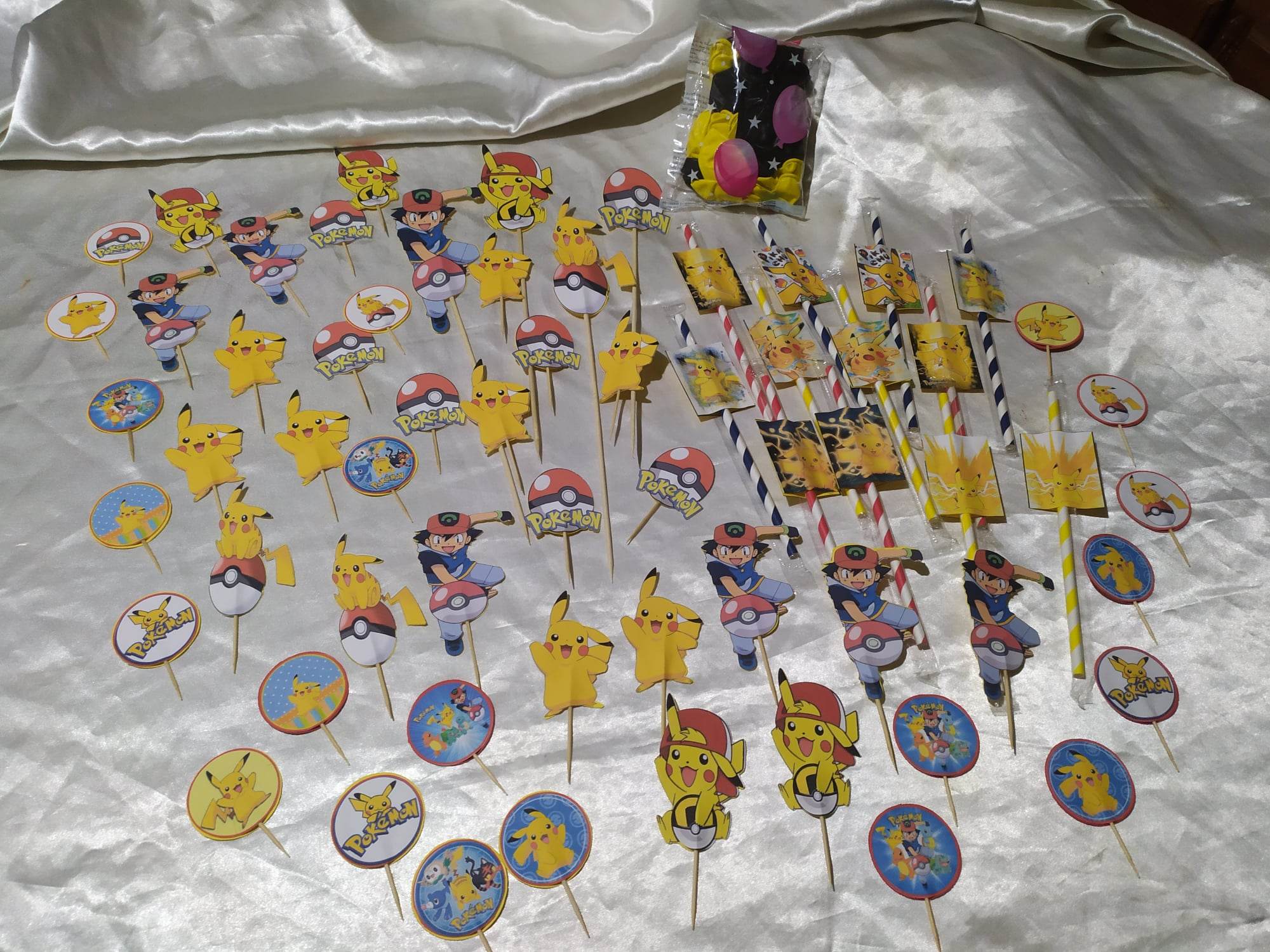 Kit Decorativo Pikachu - Pokemon Kit Decorativo Pikachu - Pokemon