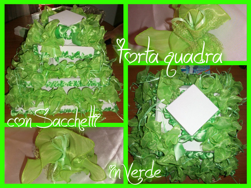 Torta quadra con sacchetti in verde